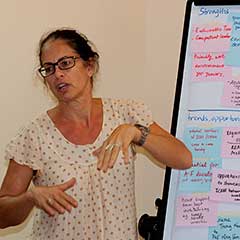 Elizabeth sharing at workshop